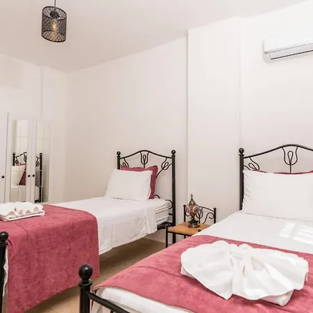 6 Bedroom Private Pool And Tennis Court Kalkan