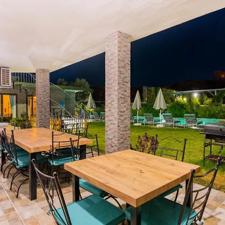 6 Bedroom Private Pool And Tennis Court * Kalkan