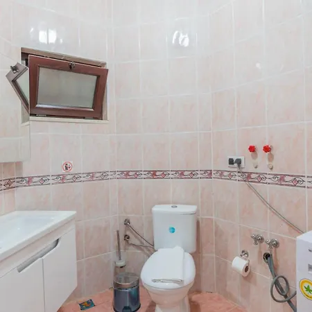 6 Bedroom Private Pool And Tennis Court * Kalkan