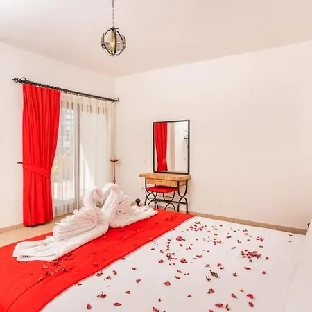 6 Bedroom Private Pool And Tennis Court Villa Kalkan
