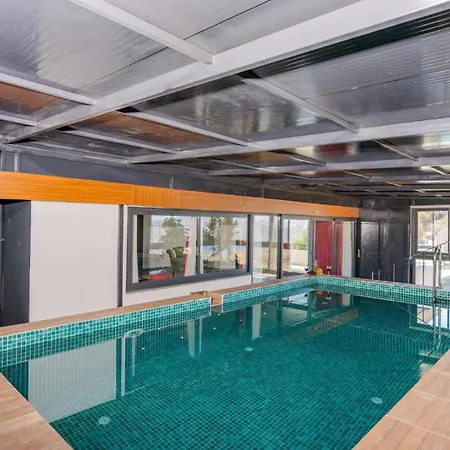 6 Bedroom Private Pool And Tennis Court * Kalkan