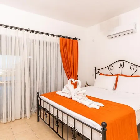6 Bedroom 2123 Villa *