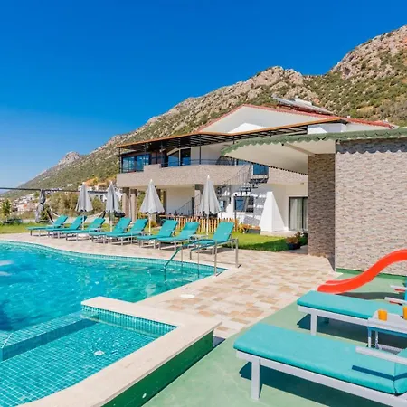 6 Bedroom Private Pool And Tennis Court * Kalkan